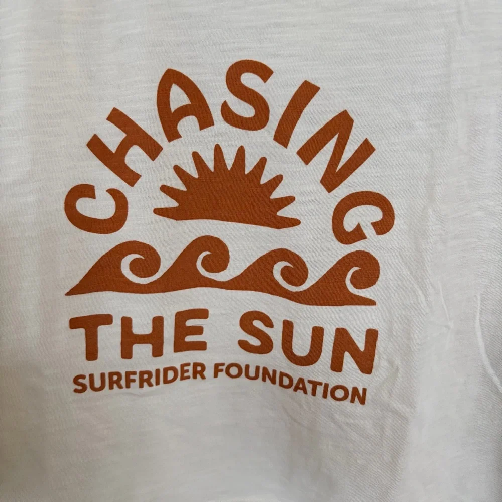 Surfrider Women's Chasing Sunsets Crop Tee- Size SM - Picture 2 of 10